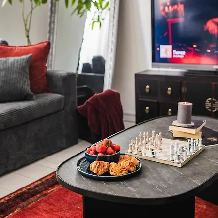 Apartment Parkovy - Your Premium In Center